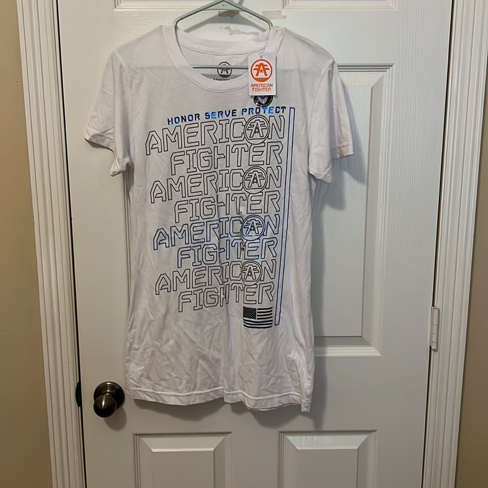 American Fighter Police Edition Shirt size Woman’s Large